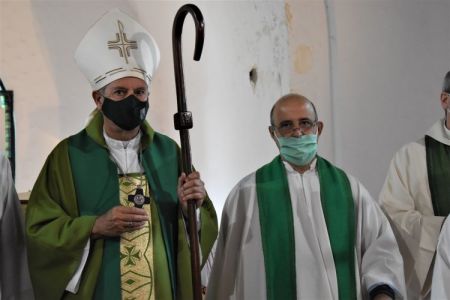 Sagrado Corazón de Jesús (Claypole) recibió a su nuevo párroco