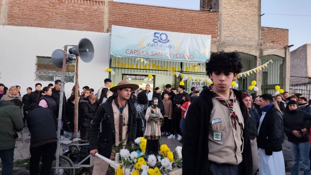 Paz, pan y trabajo: devoción a San Cayetano en Burzaco y 50 años de una capilla de Budge