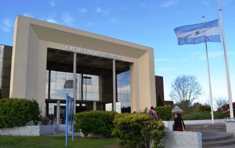 La Facultad de Derecho de la U.N.L.Z. expresó su solidaridad con monseñor Lugones