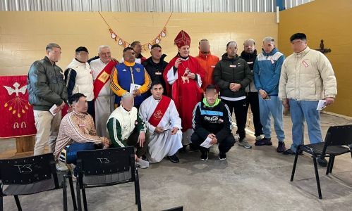33 presos recibieron el sacramento de la Confirmación