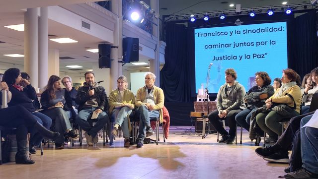 Para “caminar juntos por la justicia y la paz”