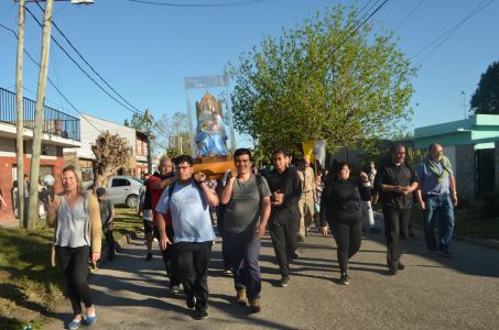 La Virgen de la Paz llegó a las parroquias Asunción de María y Santa María Goretti